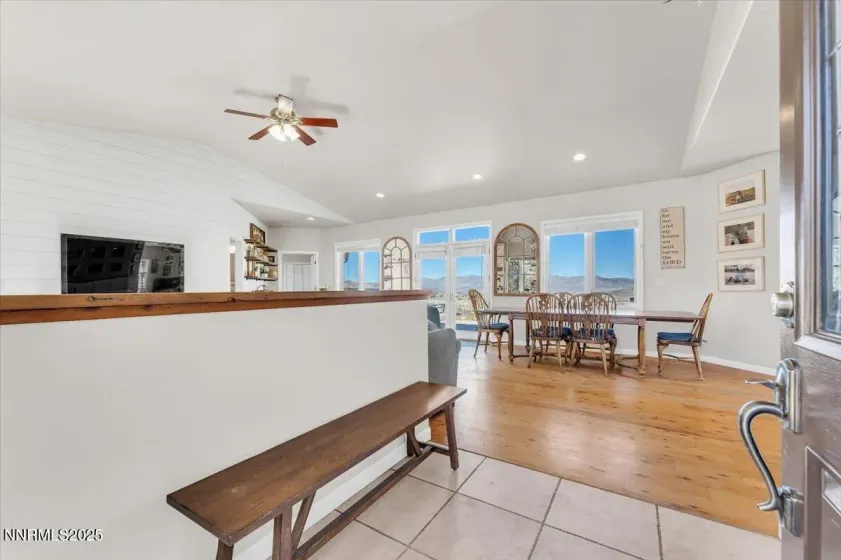 400 Britt, Reno, Nevada 89508, 3 Bedrooms Bedrooms, ,3 BathroomsBathrooms,Residential,Residential,Britt,250051635