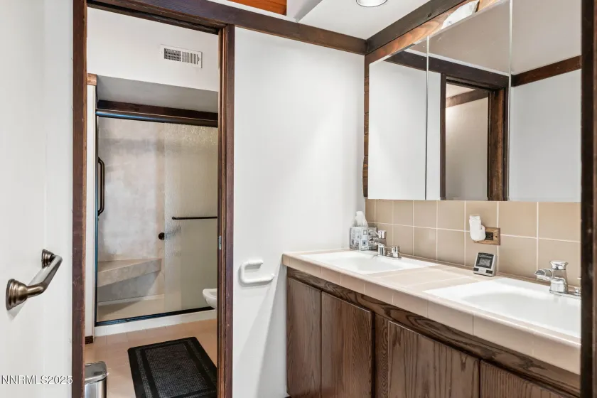 4650 Old Clear Creek, Carson City, Nevada 89705, 3 Bedrooms Bedrooms, ,3 BathroomsBathrooms,Residential,Residential,Old Clear Creek,250058626