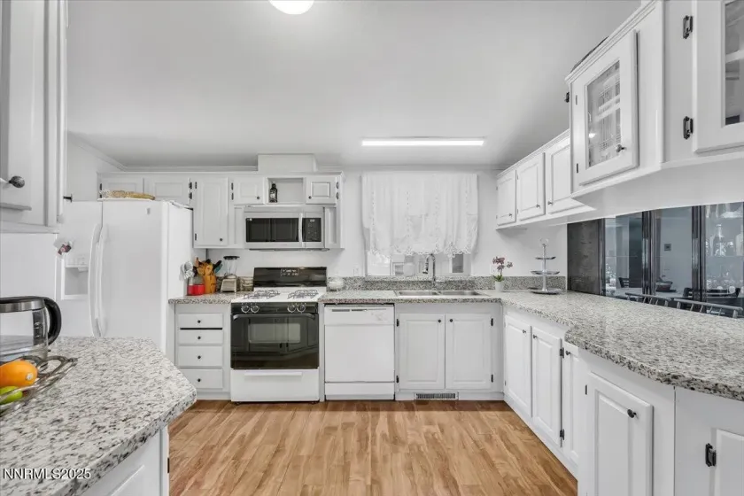 150 5th, Sun Valley, Nevada 89433, 3 Bedrooms Bedrooms, ,2 BathroomsBathrooms,Residential,Residential,5th,250058627