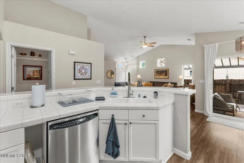 165 Stonecrest, Verdi, Nevada 89439, 3 Bedrooms Bedrooms, ,2 BathroomsBathrooms,Residential,Residential,Stonecrest,250058628