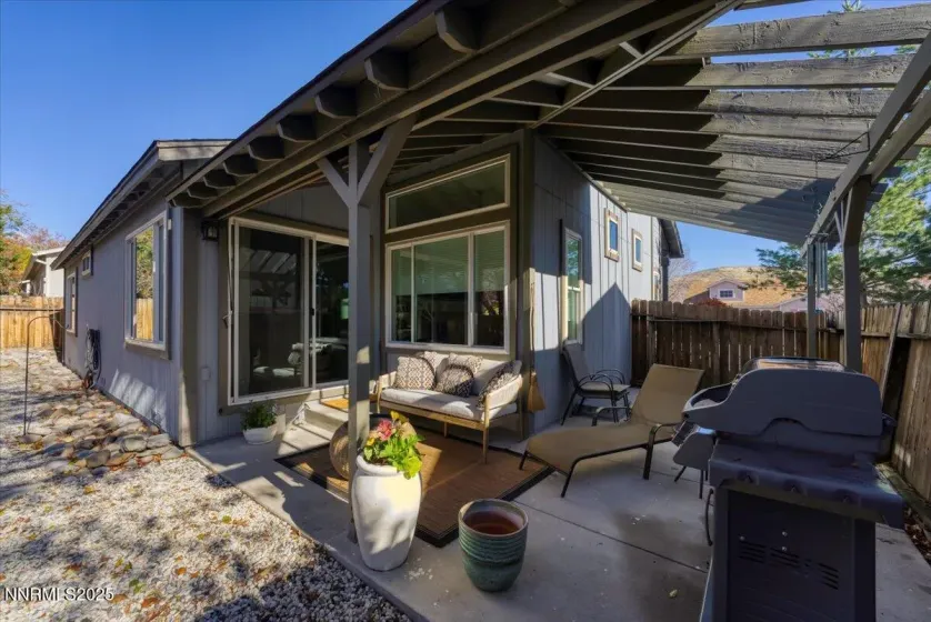 165 Stonecrest, Verdi, Nevada 89439, 3 Bedrooms Bedrooms, ,2 BathroomsBathrooms,Residential,Residential,Stonecrest,250058628