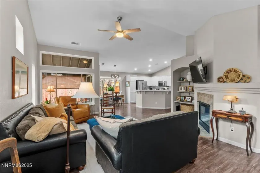 165 Stonecrest, Verdi, Nevada 89439, 3 Bedrooms Bedrooms, ,2 BathroomsBathrooms,Residential,Residential,Stonecrest,250058628