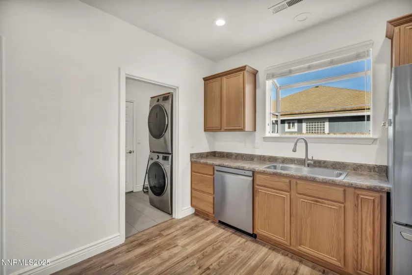 1379 Branden, Gardnerville, Nevada 89410, 3 Bedrooms Bedrooms, ,2 BathroomsBathrooms,Residential,Residential,Branden,250058629