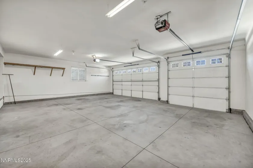 1379 Branden, Gardnerville, Nevada 89410, 3 Bedrooms Bedrooms, ,2 BathroomsBathrooms,Residential,Residential,Branden,250058629