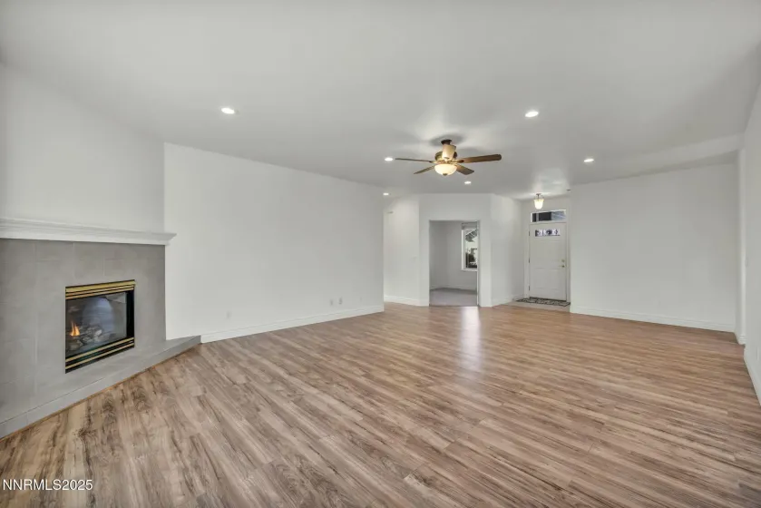 1379 Branden, Gardnerville, Nevada 89410, 3 Bedrooms Bedrooms, ,2 BathroomsBathrooms,Residential,Residential,Branden,250058629