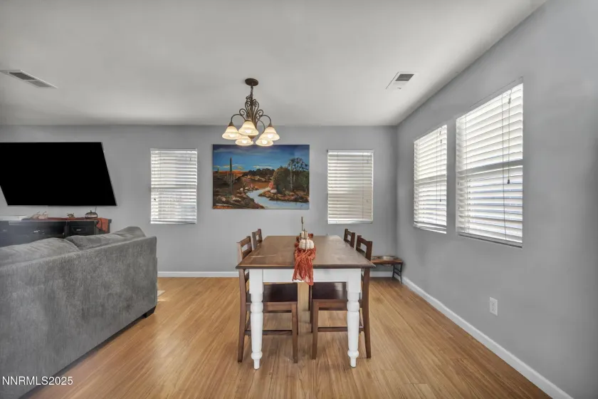 1431 Honey Locust, Gardnerville, Nevada 89410, 3 Bedrooms Bedrooms, ,3 BathroomsBathrooms,Residential,Residential,Honey Locust,250058630