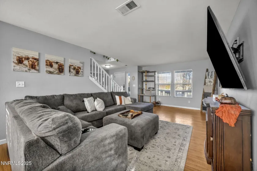 1431 Honey Locust, Gardnerville, Nevada 89410, 3 Bedrooms Bedrooms, ,3 BathroomsBathrooms,Residential,Residential,Honey Locust,250058630