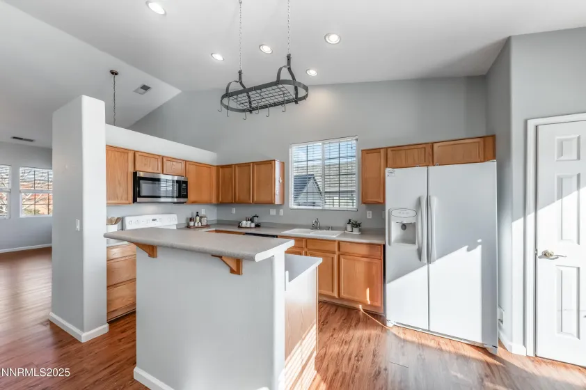 8896 Mahon, Reno, Nevada 89506, 3 Bedrooms Bedrooms, ,2 BathroomsBathrooms,Residential,Residential,Mahon,250058631