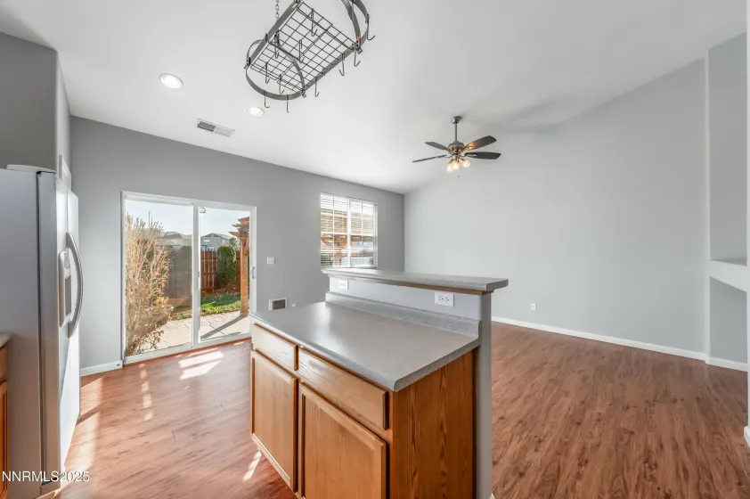 8896 Mahon, Reno, Nevada 89506, 3 Bedrooms Bedrooms, ,2 BathroomsBathrooms,Residential,Residential,Mahon,250058631