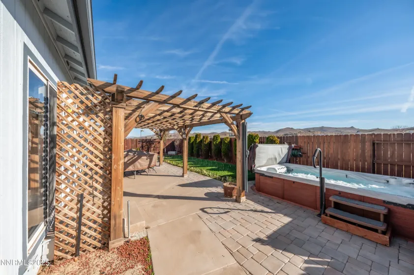 8896 Mahon, Reno, Nevada 89506, 3 Bedrooms Bedrooms, ,2 BathroomsBathrooms,Residential,Residential,Mahon,250058631