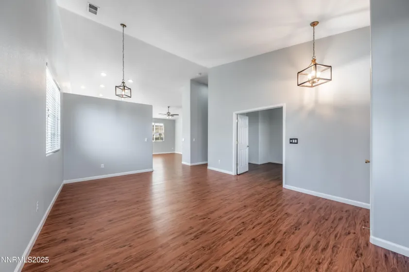 8896 Mahon, Reno, Nevada 89506, 3 Bedrooms Bedrooms, ,2 BathroomsBathrooms,Residential,Residential,Mahon,250058631