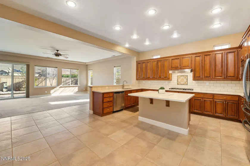 9950 Burghley, Reno, Nevada 89521, 3 Bedrooms Bedrooms, ,3 BathroomsBathrooms,Residential,Residential,Burghley,250058632