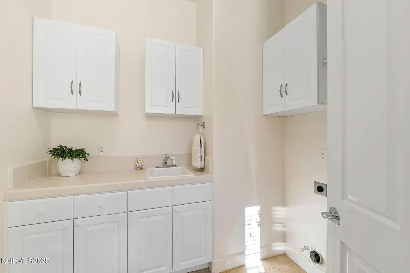 9950 Burghley, Reno, Nevada 89521, 3 Bedrooms Bedrooms, ,3 BathroomsBathrooms,Residential,Residential,Burghley,250058632