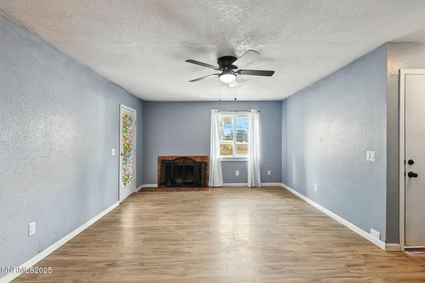 2101 Highview, Reno, Nevada 89512, 2 Bedrooms Bedrooms, ,2 BathroomsBathrooms,Residential,Residential,Highview,250054879