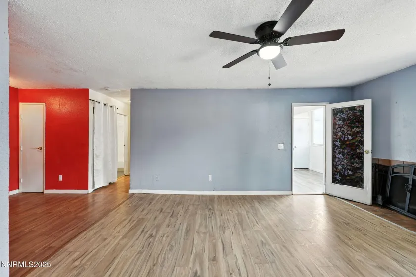 2101 Highview, Reno, Nevada 89512, 2 Bedrooms Bedrooms, ,2 BathroomsBathrooms,Residential,Residential,Highview,250054879