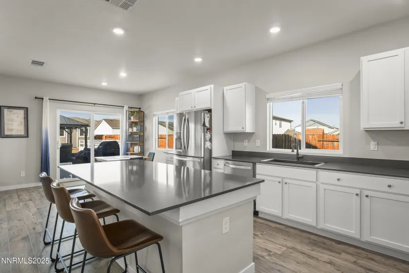 6479 June Bug, Sparks, Nevada 89436, 5 Bedrooms Bedrooms, ,3 BathroomsBathrooms,Residential,Residential,June Bug,250058633