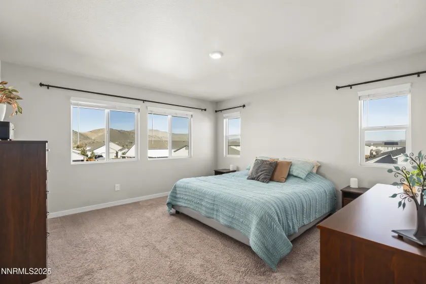 6479 June Bug, Sparks, Nevada 89436, 5 Bedrooms Bedrooms, ,3 BathroomsBathrooms,Residential,Residential,June Bug,250058633