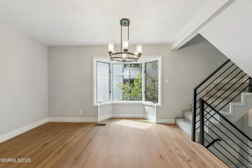 908 Harold, Incline Village, Nevada 89451, 3 Bedrooms Bedrooms, ,3 BathroomsBathrooms,Residential,Residential,Harold,250055344