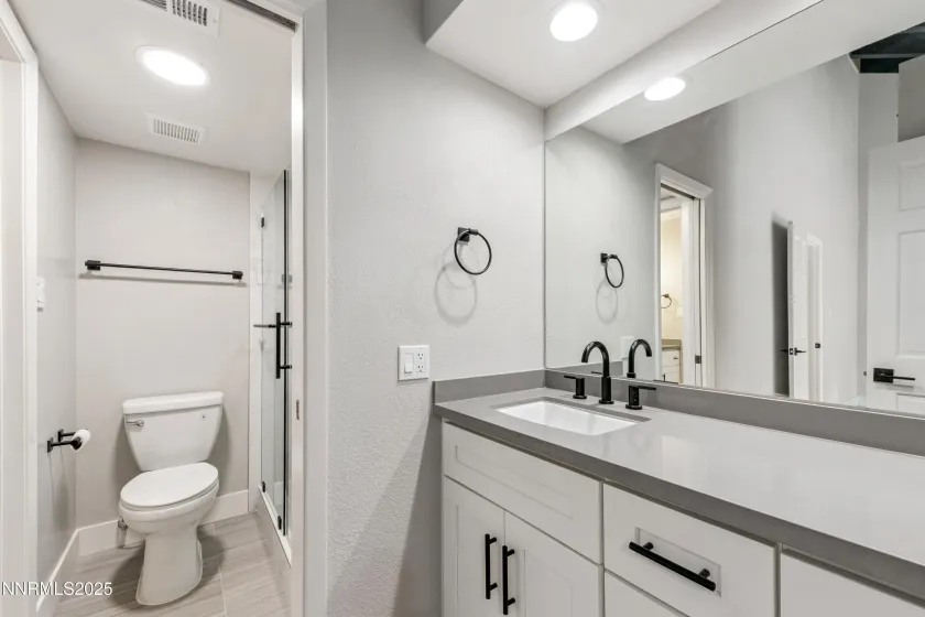 908 Harold, Incline Village, Nevada 89451, 3 Bedrooms Bedrooms, ,3 BathroomsBathrooms,Residential,Residential,Harold,250055344