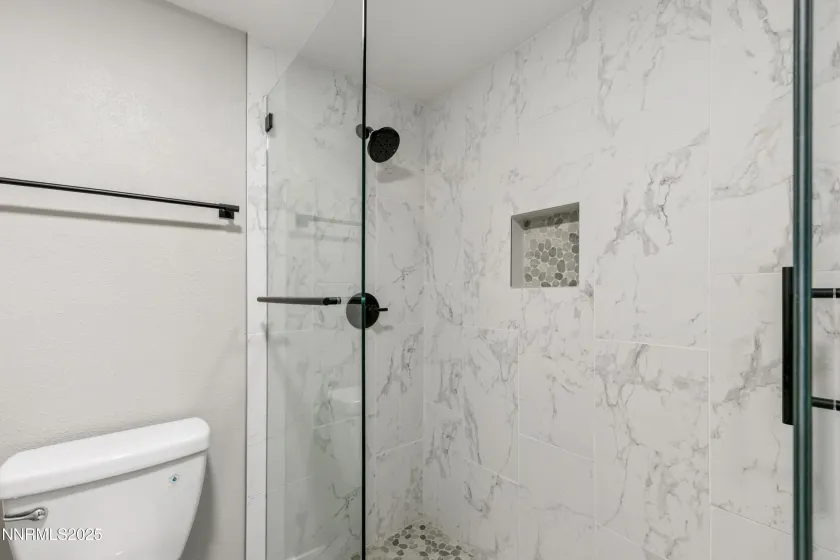 908 Harold, Incline Village, Nevada 89451, 3 Bedrooms Bedrooms, ,3 BathroomsBathrooms,Residential,Residential,Harold,250055344