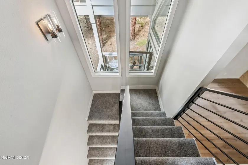 908 Harold, Incline Village, Nevada 89451, 3 Bedrooms Bedrooms, ,3 BathroomsBathrooms,Residential,Residential,Harold,250055344