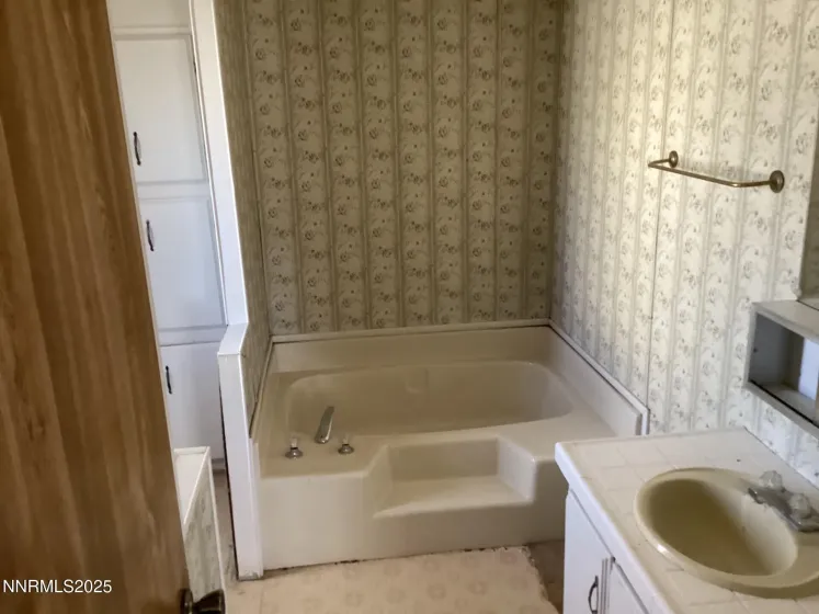 1415 Lahonton, Silver Springs, Nevada 89429, 2 Bedrooms Bedrooms, ,2 BathroomsBathrooms,Residential,Residential,Lahonton,250055908