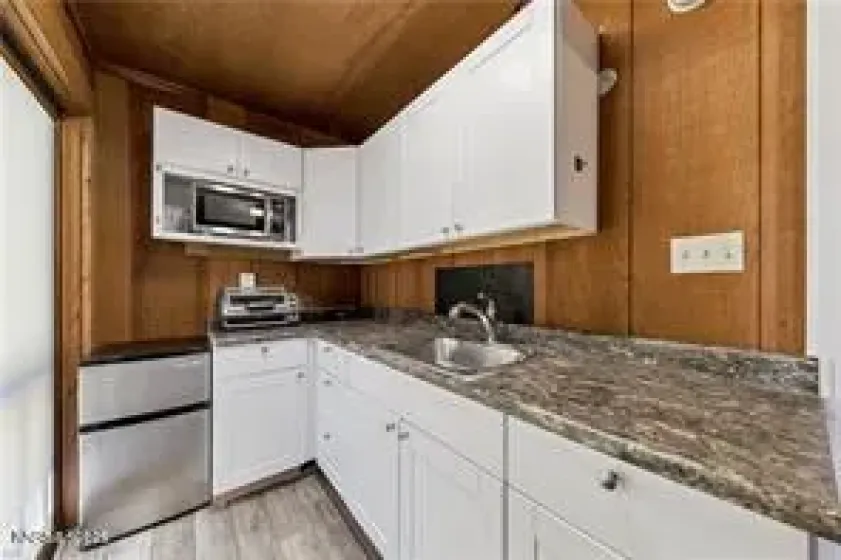 908 Harold, Incline Village, Nevada 89451, 3 Bedrooms Bedrooms, ,5 BathroomsBathrooms,Residential,Residential,Harold,250058638