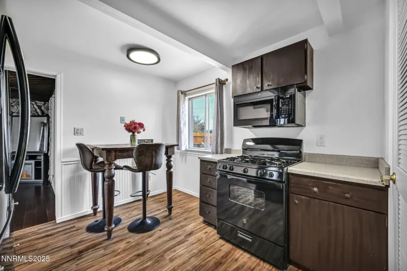 1660 Jackson, Reno, Nevada 89512, 3 Bedrooms Bedrooms, ,1 BathroomBathrooms,Residential,Residential,Jackson,250058641