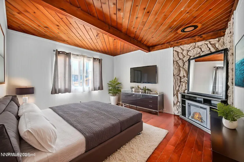 1660 Jackson, Reno, Nevada 89512, 3 Bedrooms Bedrooms, ,1 BathroomBathrooms,Residential,Residential,Jackson,250058641