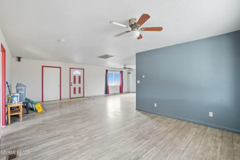 2 Pinehurst, Yerington, Nevada 89447, 3 Bedrooms Bedrooms, ,2 BathroomsBathrooms,Residential,Residential,Pinehurst,250058642