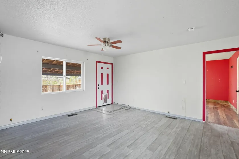 2 Pinehurst, Yerington, Nevada 89447, 3 Bedrooms Bedrooms, ,2 BathroomsBathrooms,Residential,Residential,Pinehurst,250058642