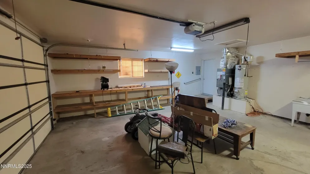 2 Pinehurst, Yerington, Nevada 89447, 3 Bedrooms Bedrooms, ,2 BathroomsBathrooms,Residential,Residential,Pinehurst,250058642