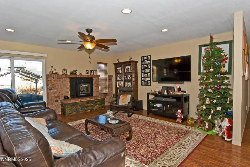 10300 Wells Fargo, Reno, Nevada 89508, 3 Bedrooms Bedrooms, ,2 BathroomsBathrooms,Residential,Residential,Wells Fargo,250058647