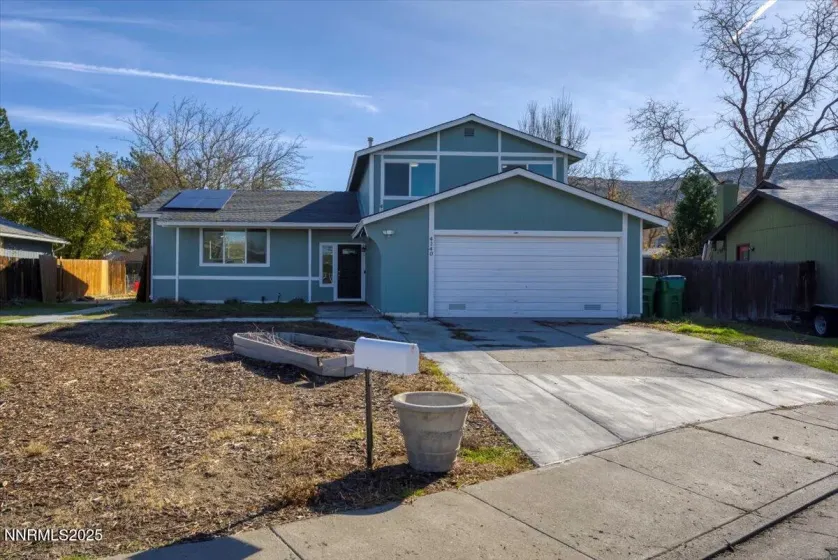 4140 Vivian, Reno, Nevada 89502, 4 Bedrooms Bedrooms, ,3 BathroomsBathrooms,Residential,Residential,Vivian,250058649
