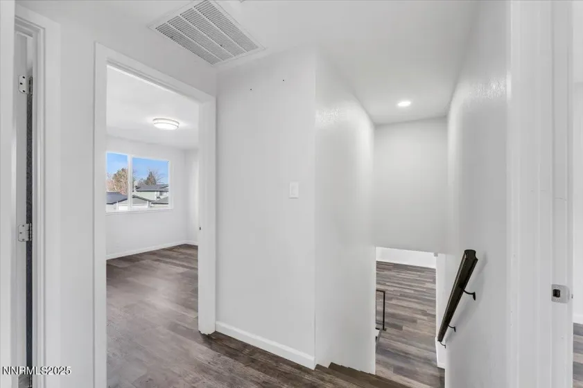 4140 Vivian, Reno, Nevada 89502, 4 Bedrooms Bedrooms, ,3 BathroomsBathrooms,Residential,Residential,Vivian,250058649