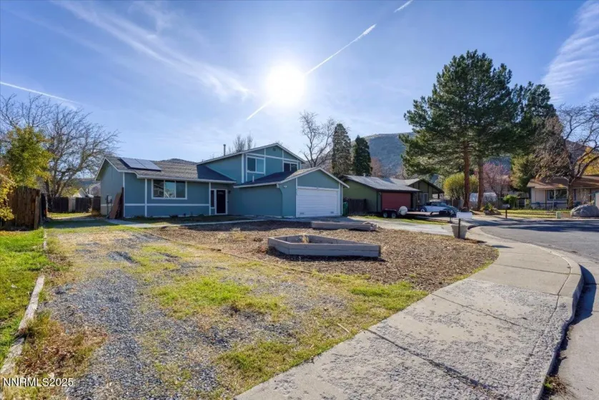 4140 Vivian, Reno, Nevada 89502, 4 Bedrooms Bedrooms, ,3 BathroomsBathrooms,Residential,Residential,Vivian,250058649