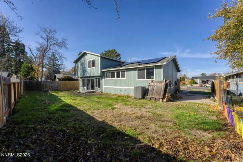 4140 Vivian, Reno, Nevada 89502, 4 Bedrooms Bedrooms, ,3 BathroomsBathrooms,Residential,Residential,Vivian,250058649