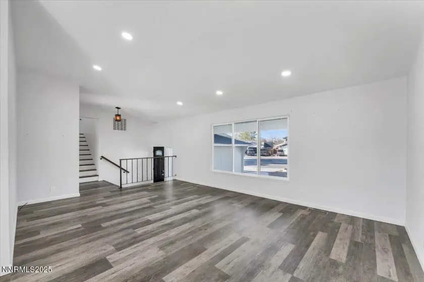 4140 Vivian, Reno, Nevada 89502, 4 Bedrooms Bedrooms, ,3 BathroomsBathrooms,Residential,Residential,Vivian,250058649