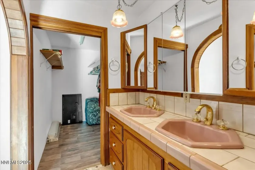 1359 Creek, Gardnerville, Nevada 89410, 3 Bedrooms Bedrooms, ,2 BathroomsBathrooms,Residential,Residential,Creek,250058650