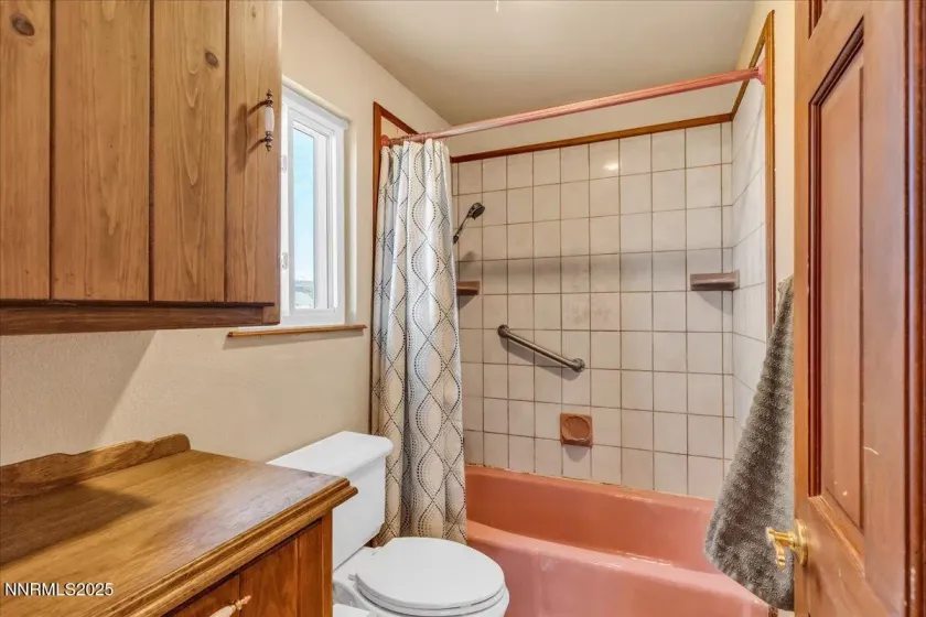 1359 Creek, Gardnerville, Nevada 89410, 3 Bedrooms Bedrooms, ,2 BathroomsBathrooms,Residential,Residential,Creek,250058650