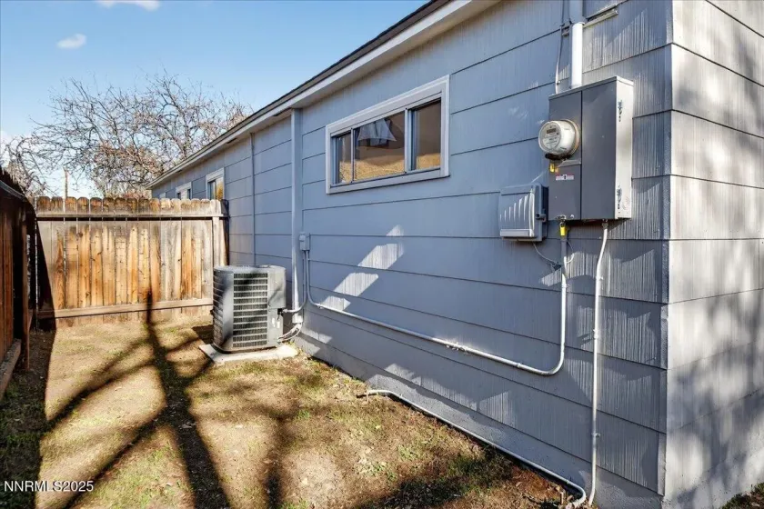 115 P, Sparks, Nevada 89431, 4 Bedrooms Bedrooms, ,2 BathroomsBathrooms,Residential,Residential,P,250058655