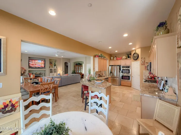 7657 Bareback, Sparks, Nevada 89436, 3 Bedrooms Bedrooms, ,2 BathroomsBathrooms,Residential,Residential,Bareback,250058592