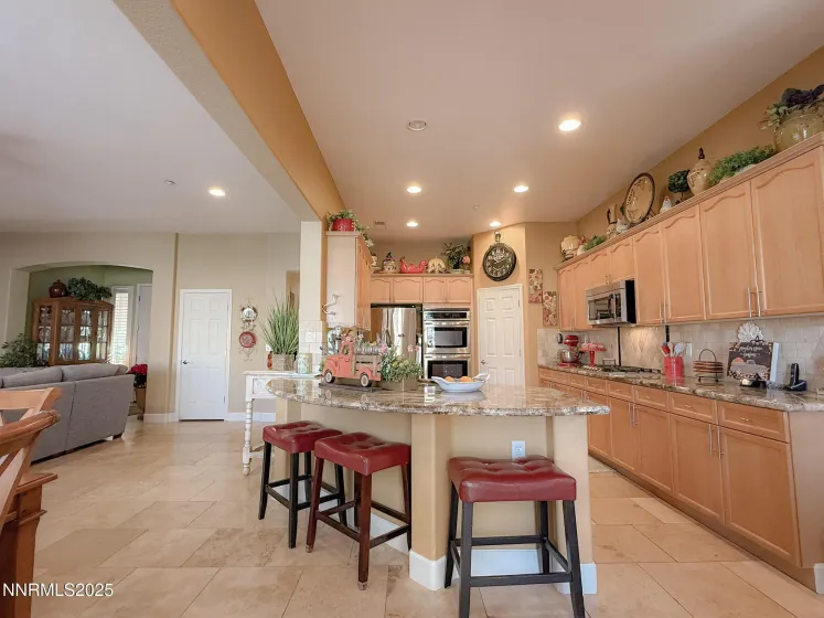 7657 Bareback, Sparks, Nevada 89436, 3 Bedrooms Bedrooms, ,2 BathroomsBathrooms,Residential,Residential,Bareback,250058592