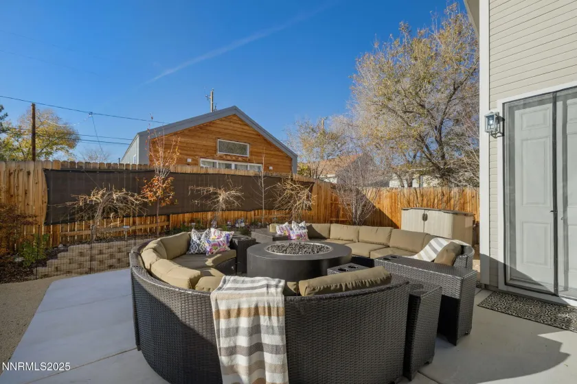 1217 Lander, Reno, Nevada 89509, 3 Bedrooms Bedrooms, ,2 BathroomsBathrooms,Residential,Residential,Lander,250058656