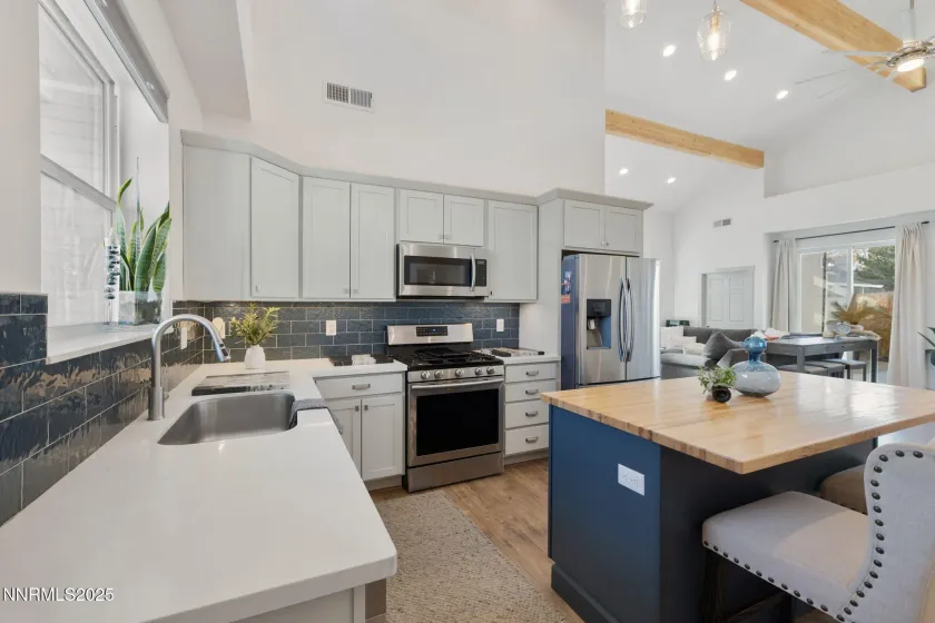 1217 Lander, Reno, Nevada 89509, 3 Bedrooms Bedrooms, ,2 BathroomsBathrooms,Residential,Residential,Lander,250058656