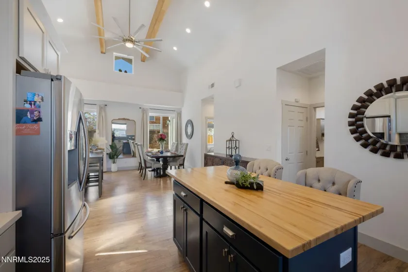 1217 Lander, Reno, Nevada 89509, 3 Bedrooms Bedrooms, ,2 BathroomsBathrooms,Residential,Residential,Lander,250058656