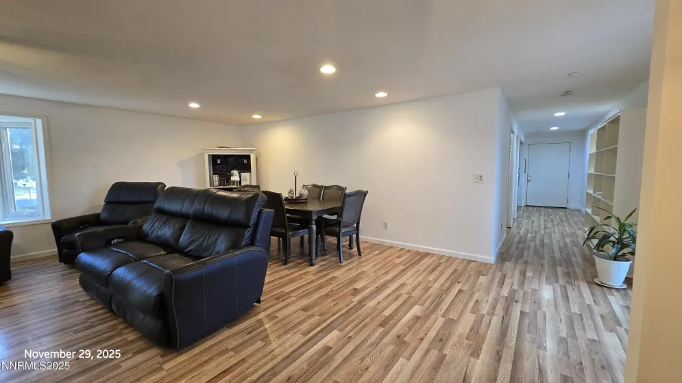 105 Hercules, Sparks, Nevada 89441, 3 Bedrooms Bedrooms, ,3 BathroomsBathrooms,Residential,Residential,Hercules,250058657