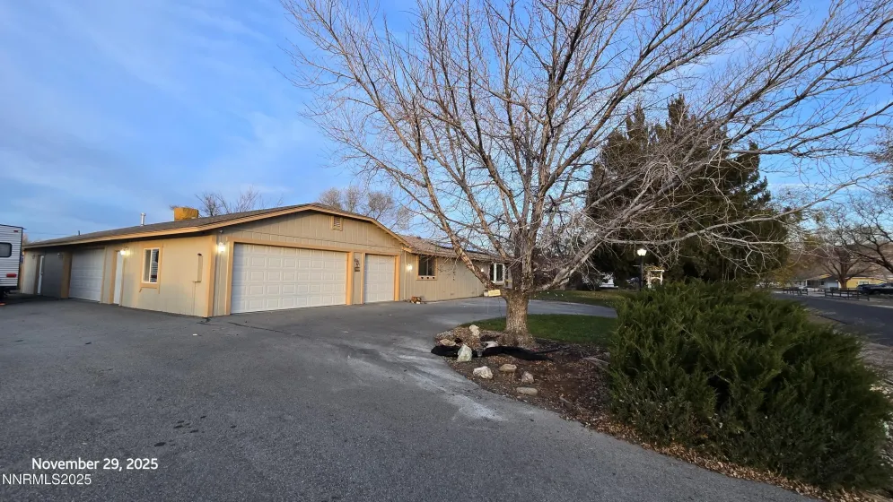 105 Hercules, Sparks, Nevada 89441, 3 Bedrooms Bedrooms, ,3 BathroomsBathrooms,Residential,Residential,Hercules,250058657