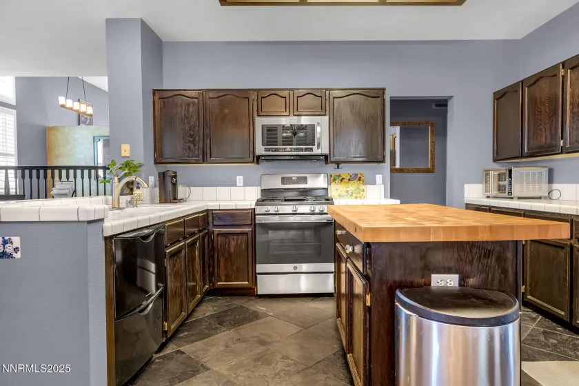 1500 Backer, Reno, Nevada 89523, 4 Bedrooms Bedrooms, ,3 BathroomsBathrooms,Residential,Residential,Backer,250054062