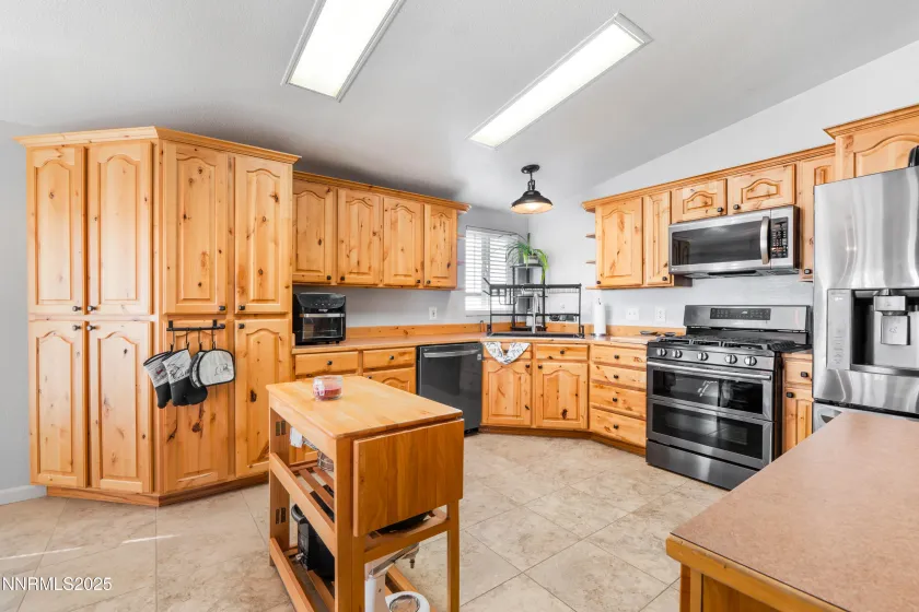 5525 Commander, Winnemucca, Nevada 89445, 3 Bedrooms Bedrooms, ,2 BathroomsBathrooms,Residential,Residential,Commander,250058661